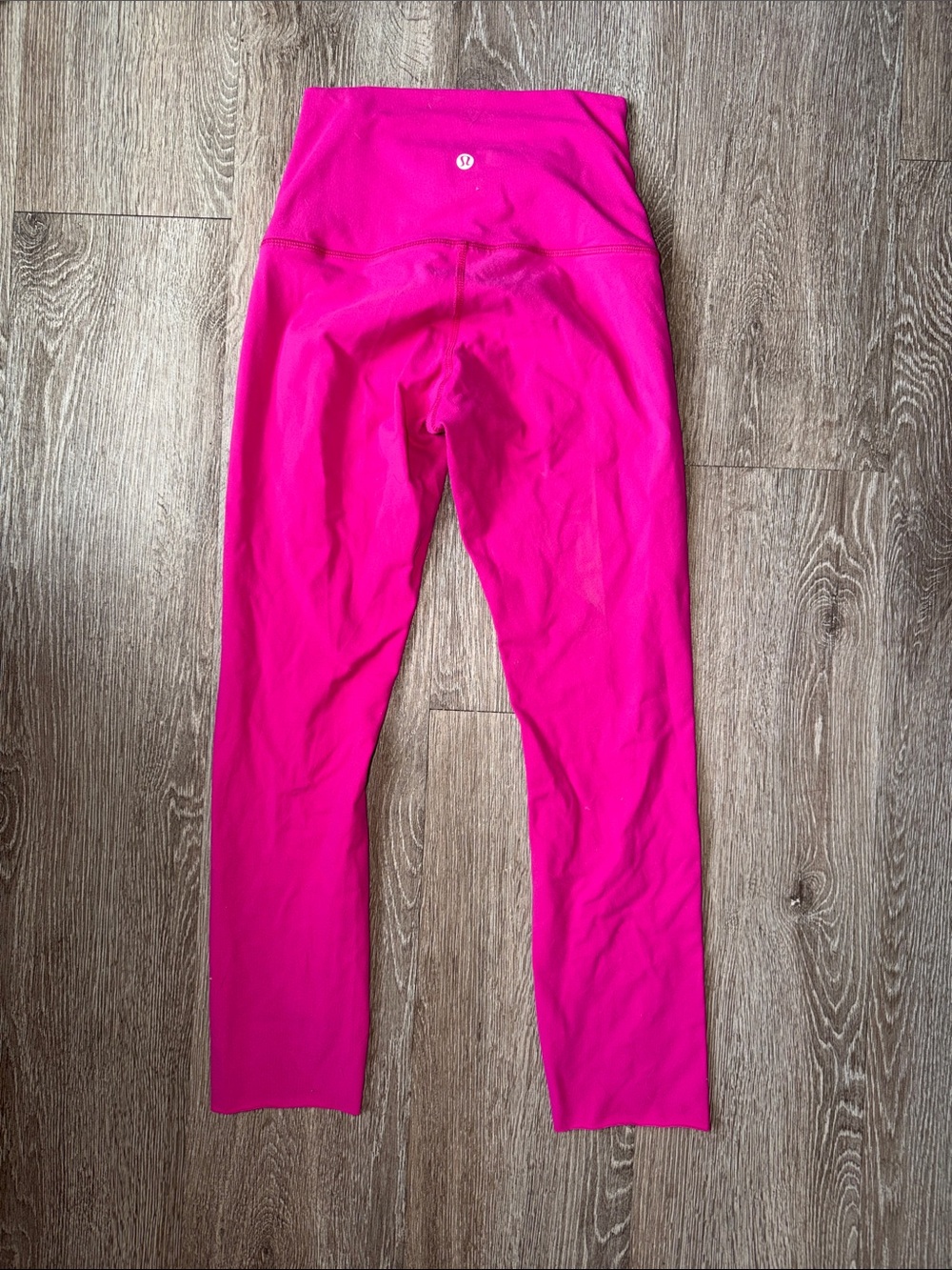 lululemon athletica Bright Pink women’s size 4 Leggings capri crop